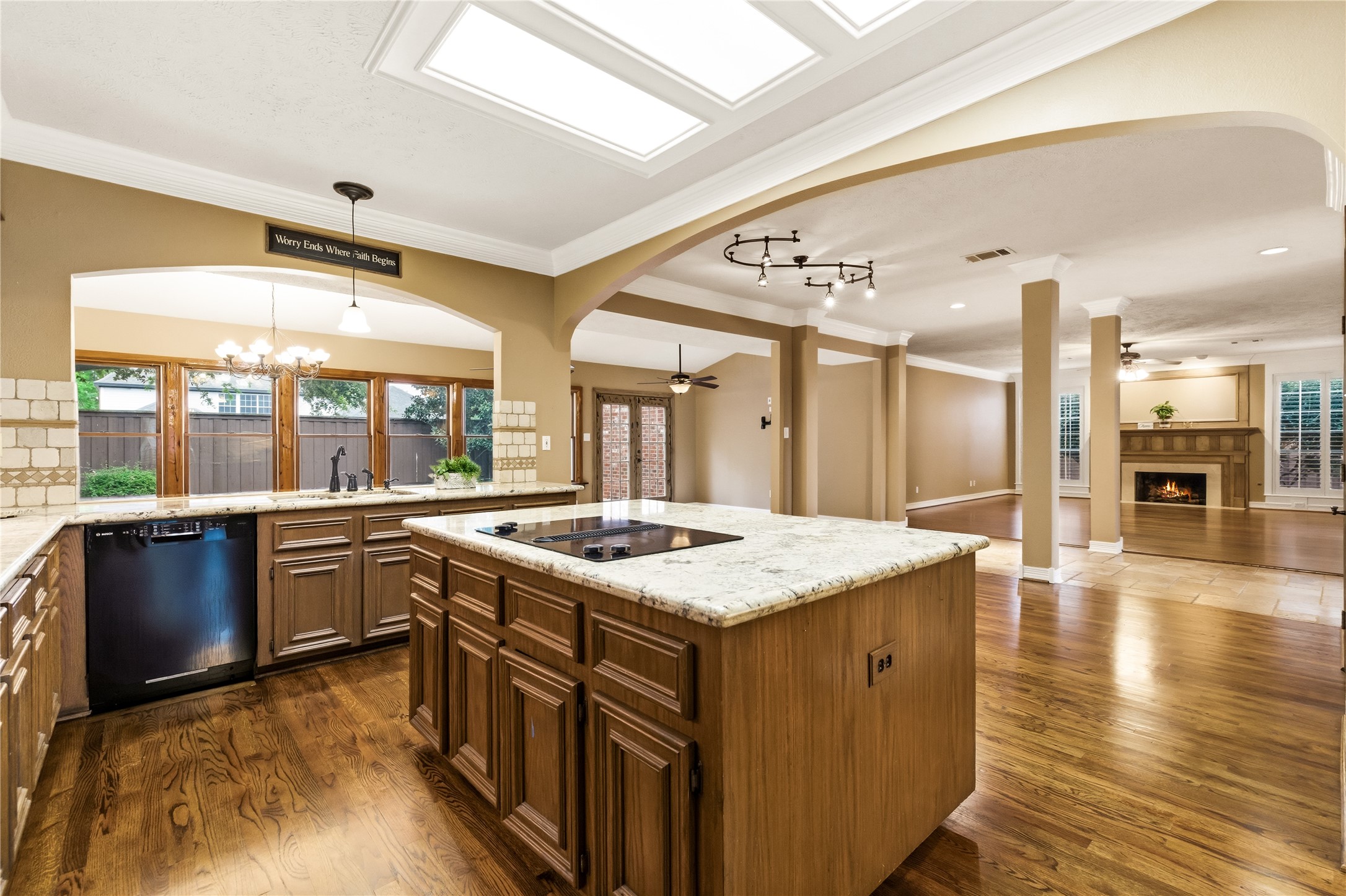 1112 Lakestream Drive Plano TX 75075