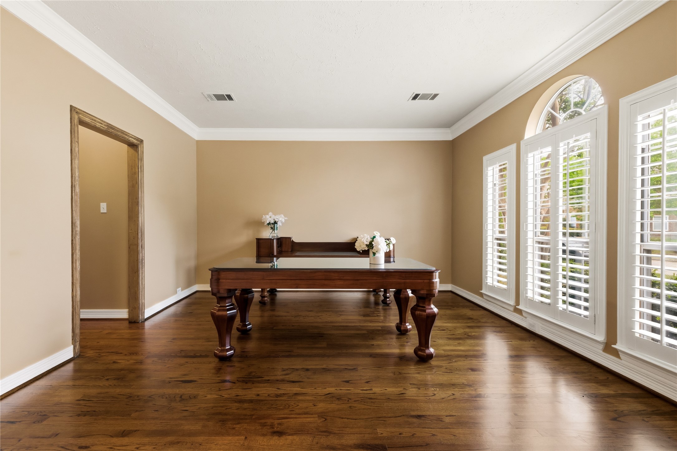 1112 Lakestream Drive Plano TX 75075