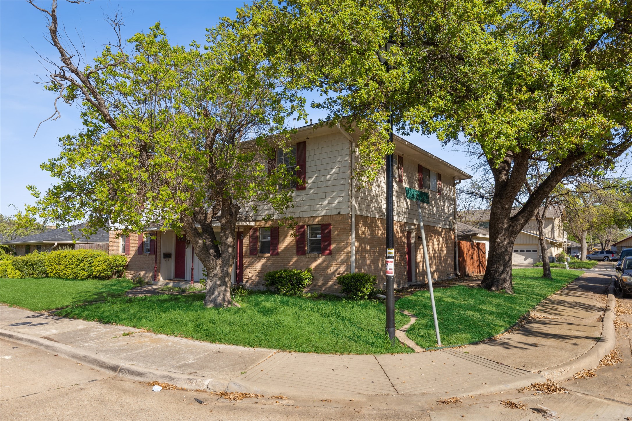 3635 Hopetown Drive Dallas TX 75229