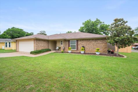 4701 Elkwood Lane Arlington TX 76016