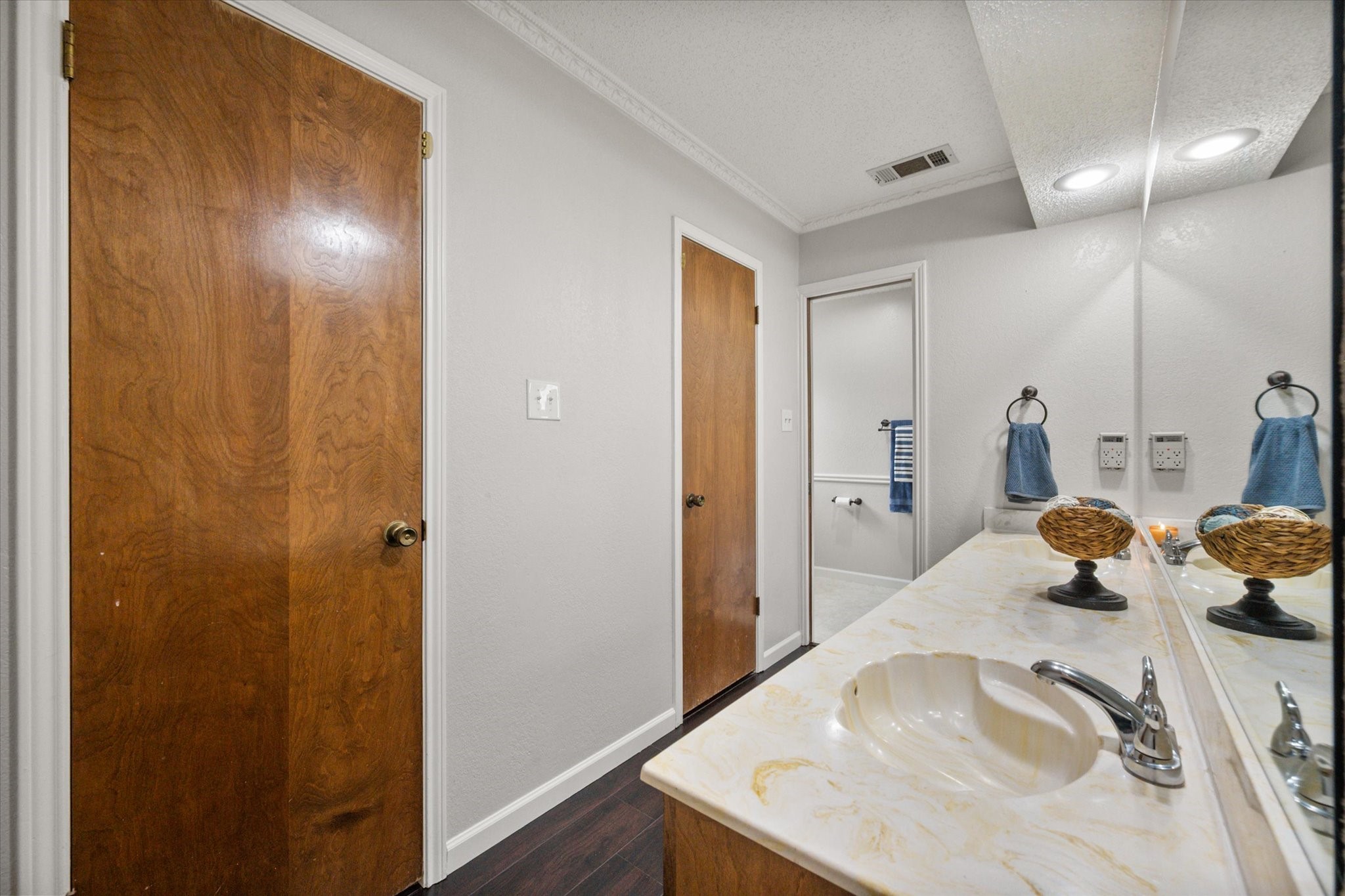4701 Elkwood Lane Arlington TX 76016
