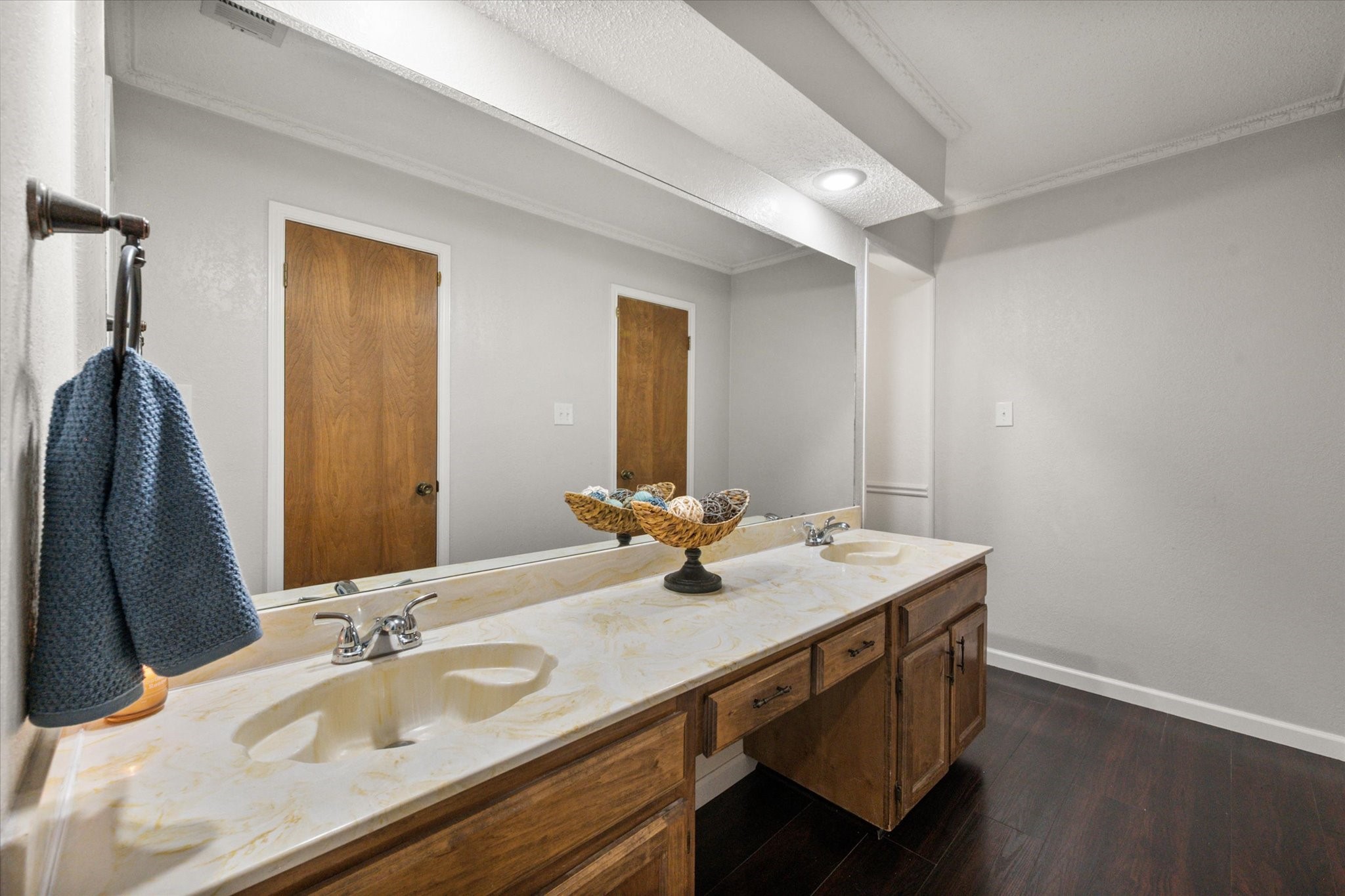 4701 Elkwood Lane Arlington TX 76016