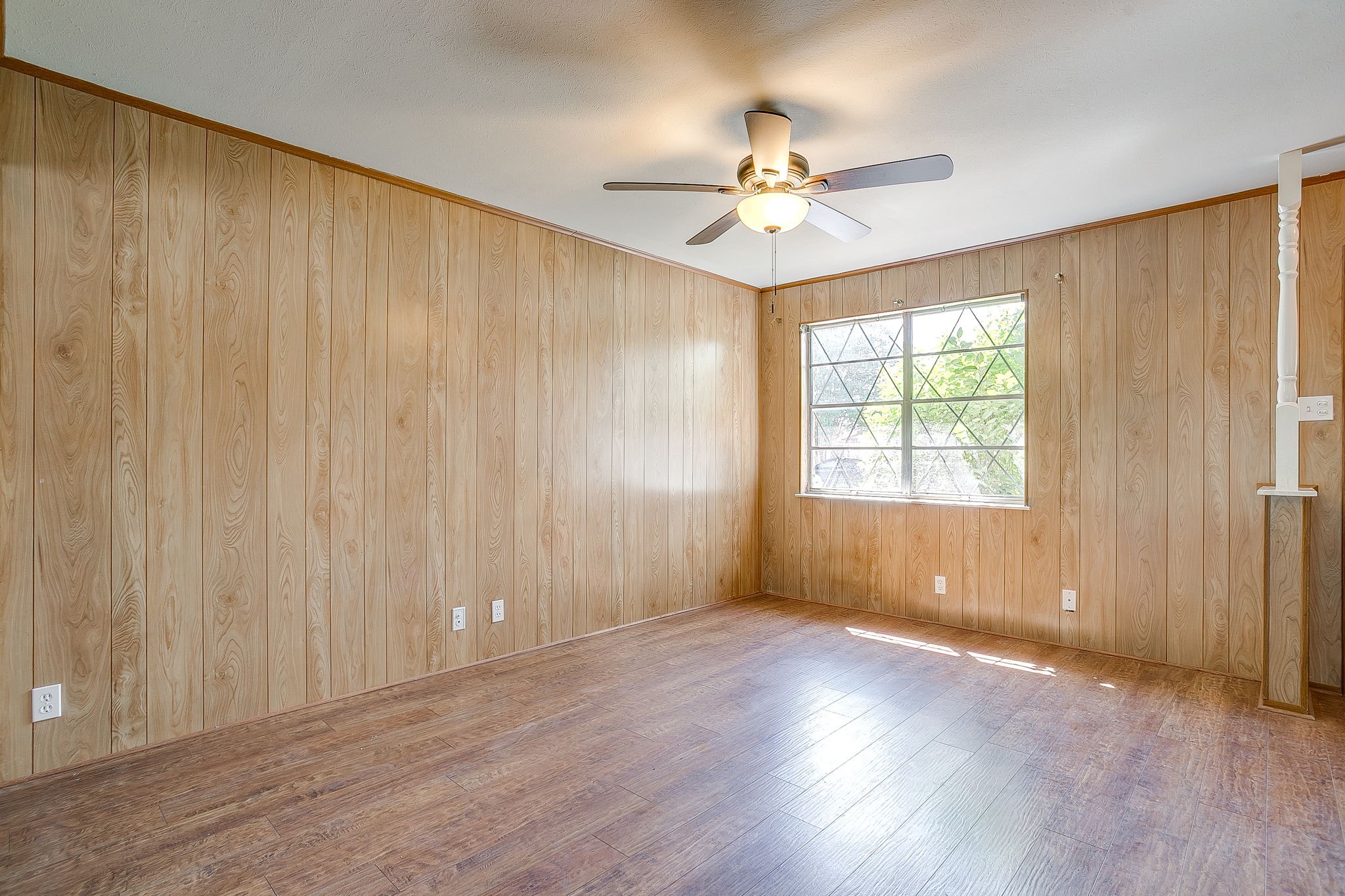1413 Phillips Street Cleburne TX 76033
