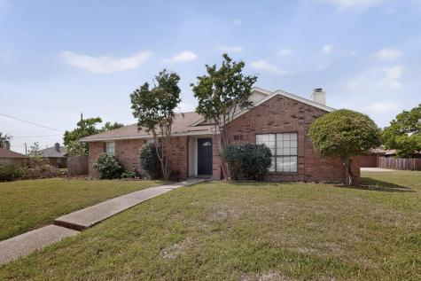 2305 Rockbluff Court Rowlett TX 75088