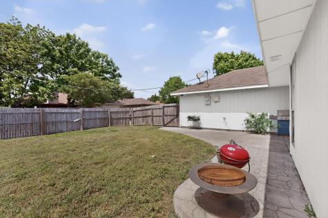 2305 Rockbluff Court Rowlett TX 75088