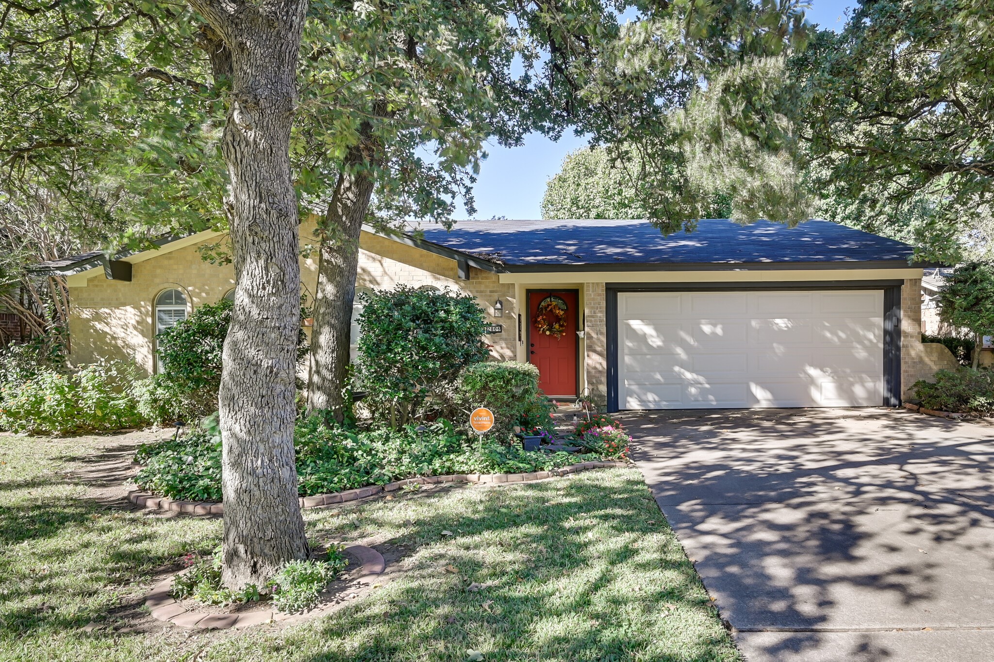 2806 Mintwood Place Arlington TX 76016