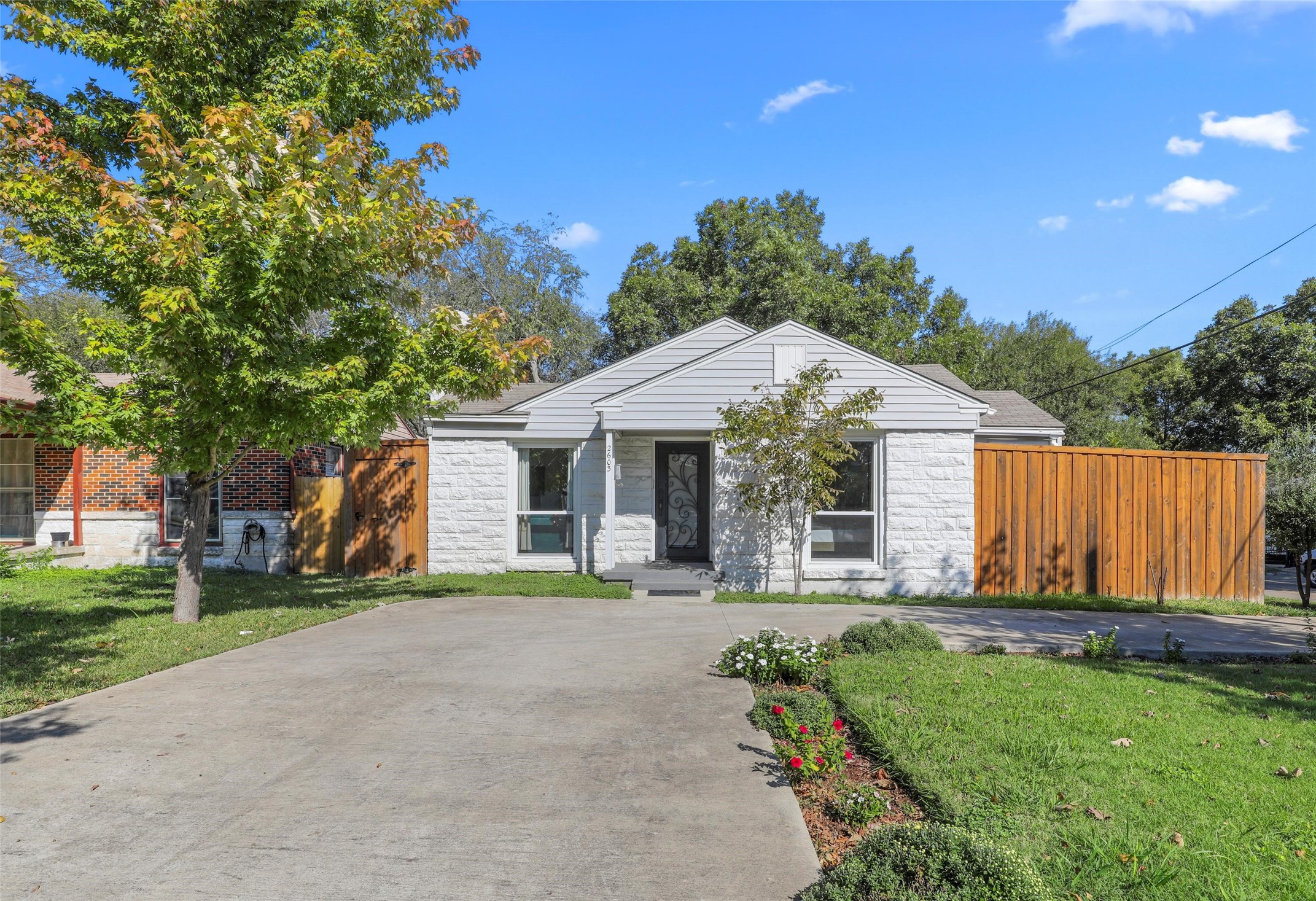 2603 Aster Street Dallas TX 75211