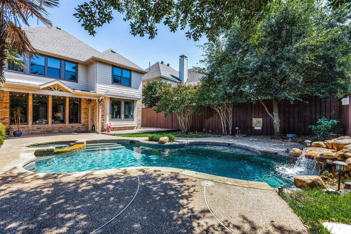 5203 Loma Alta Drive Frisco TX 75034