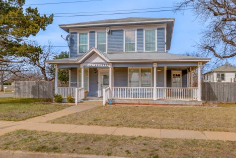 720 W Pecan Street Coleman TX 76834