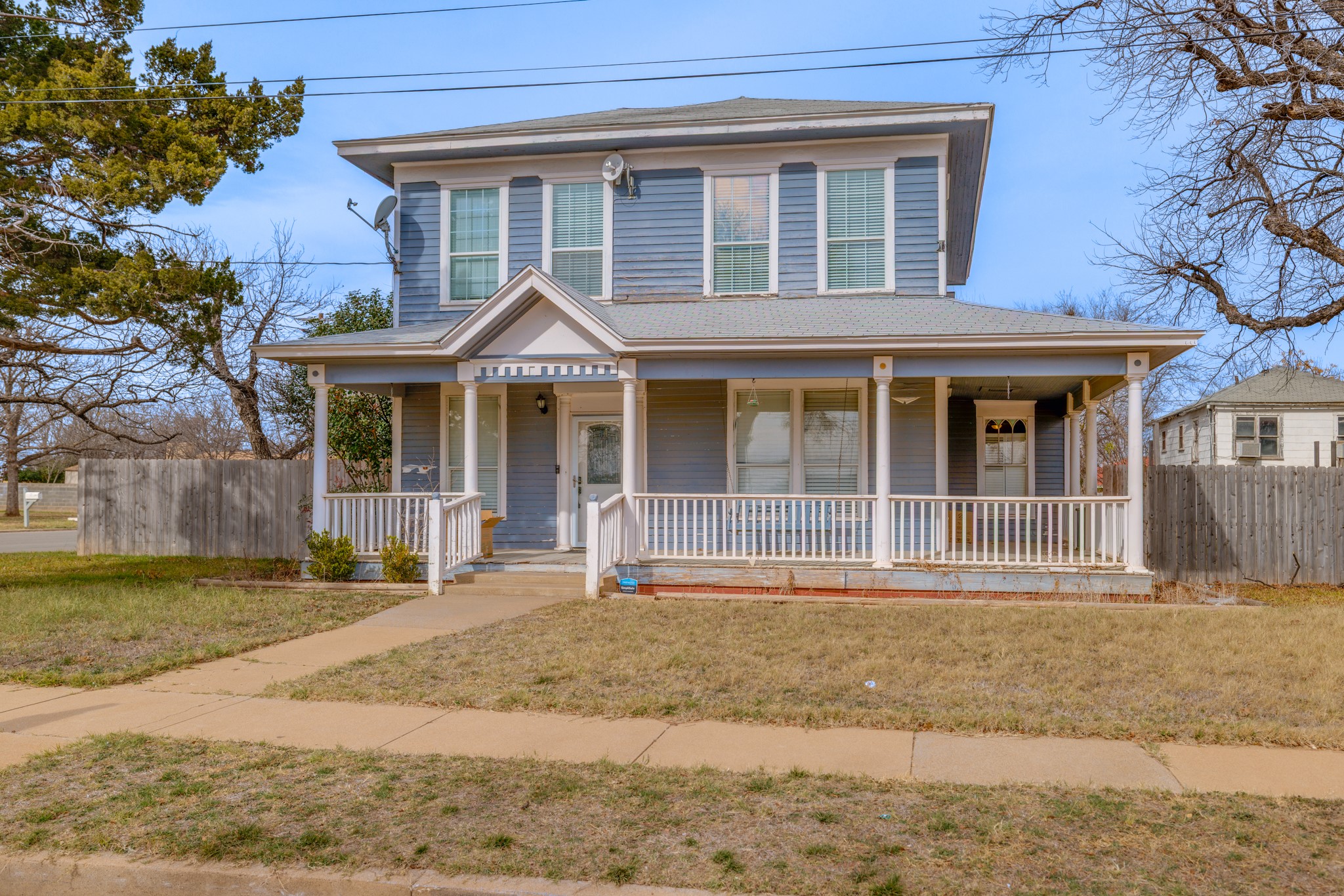 720 W Pecan Street Coleman TX 76834