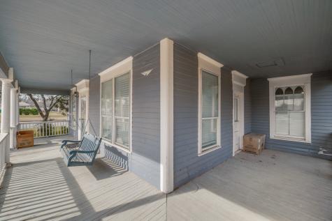 720 W Pecan Street Coleman TX 76834