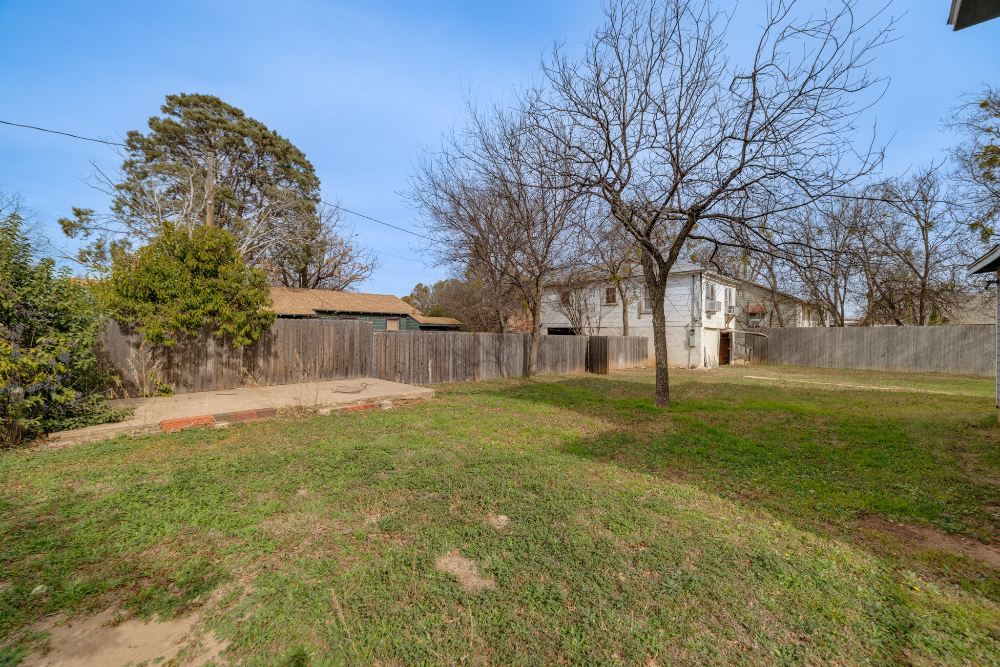 720 W Pecan Street Coleman TX 76834