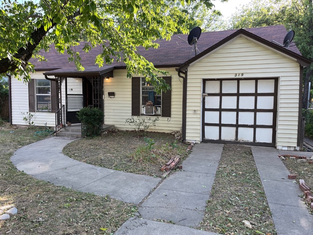 319 SW 6th Street Grand Prairie TX 75051
