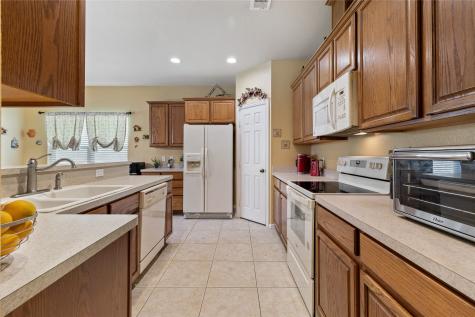 2904 Shoreline Drive Burleson TX 76028