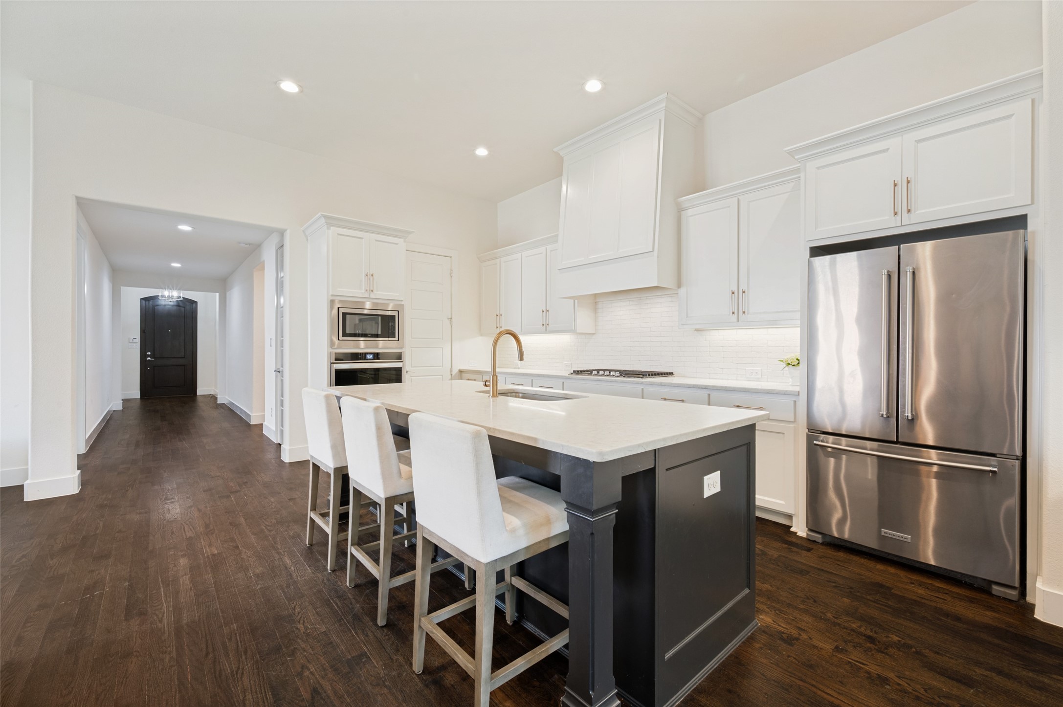 2213 Leslie Lane Mckinney TX 75072