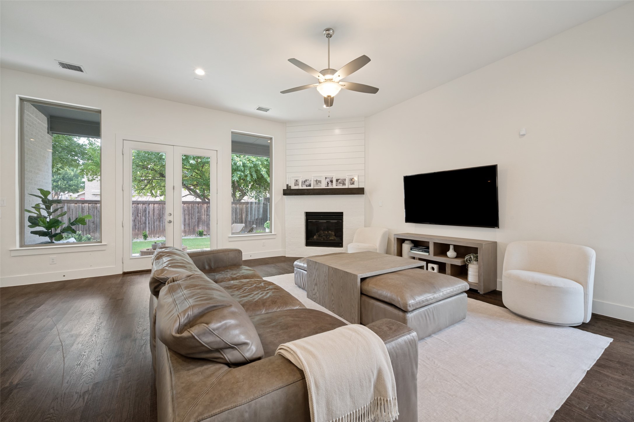 2213 Leslie Lane Mckinney TX 75072