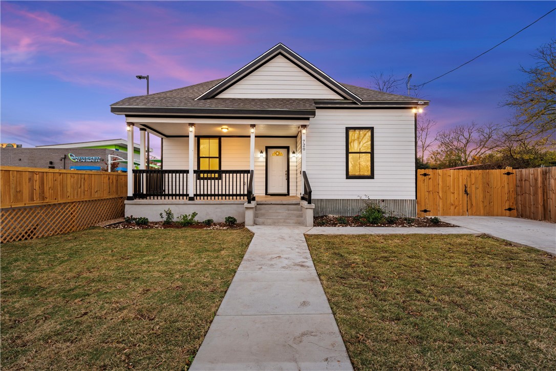 720 N 9th Street Waco TX 76707