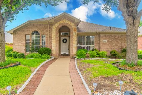 2862 Hilldale Drive Lewisville TX 75067