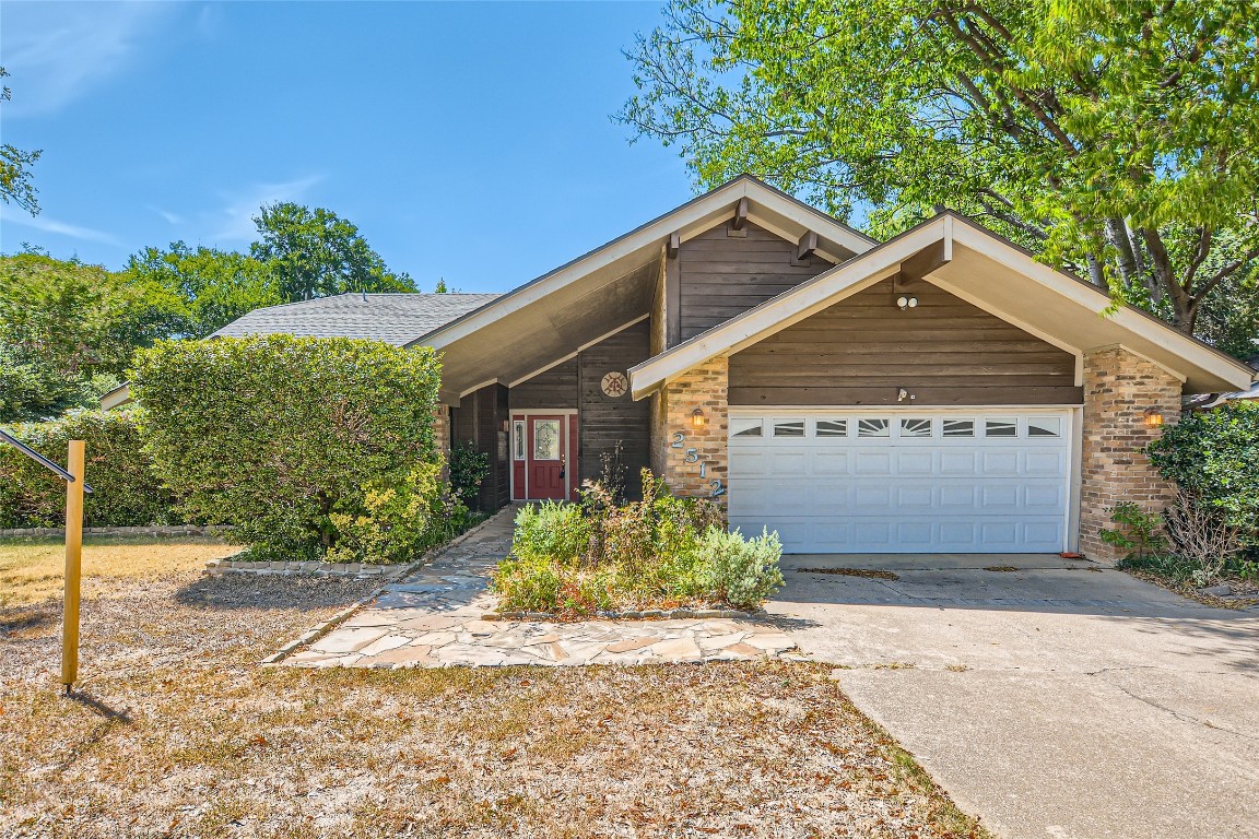 2512 Winding Hollow Lane Arlington TX 76006