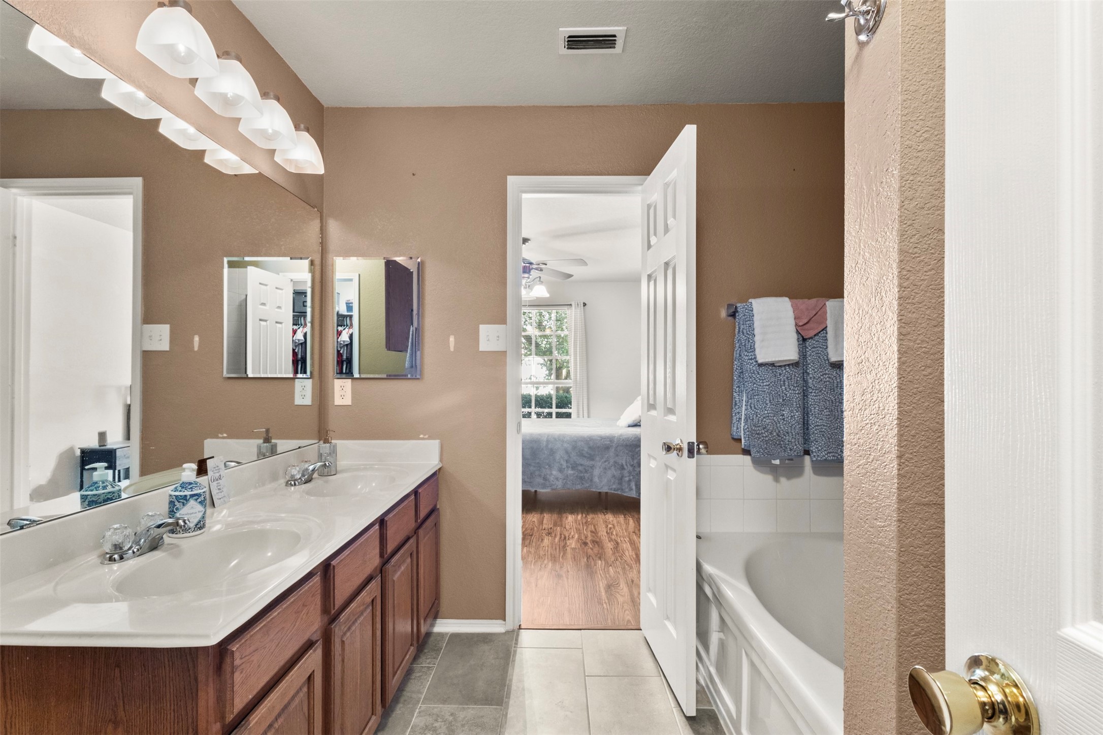 4140 Silverwood Trail Fort Worth TX 76244