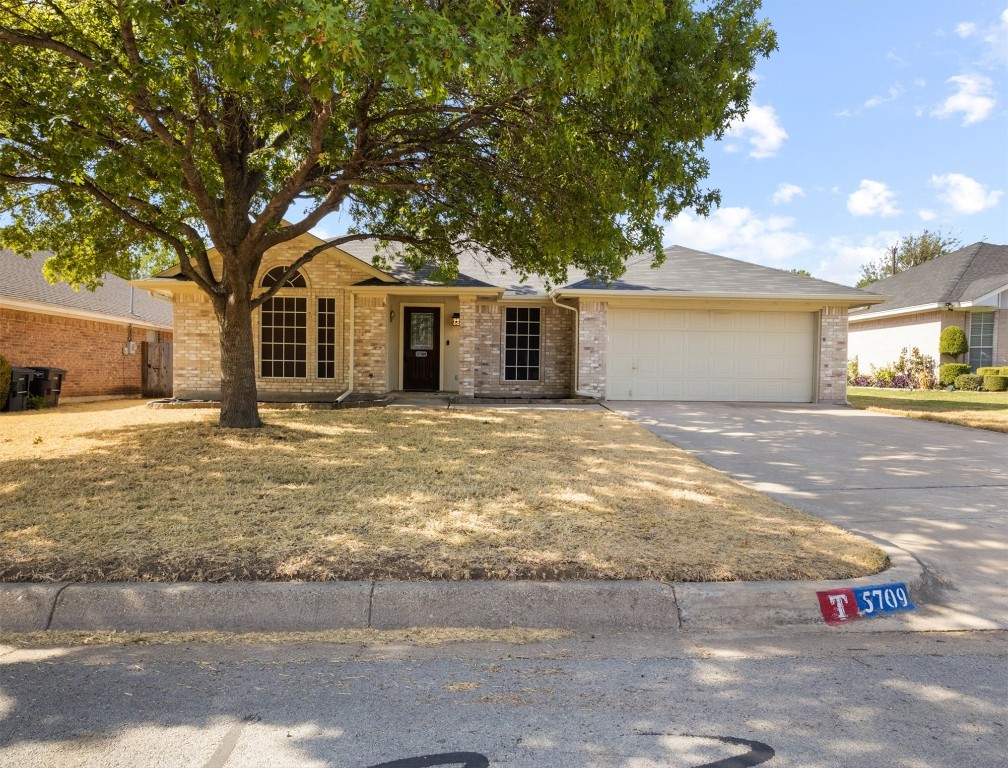 5709 Fair Wind Street Fort Worth TX 76135