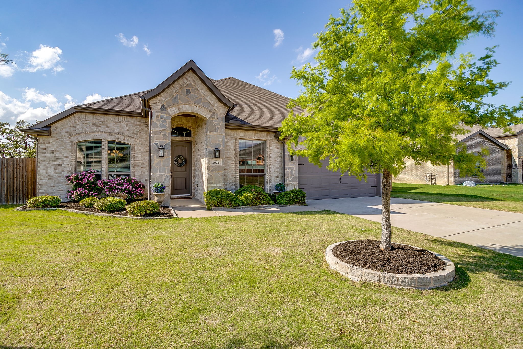 1616 Glade Meadows Drive Burleson TX 76058