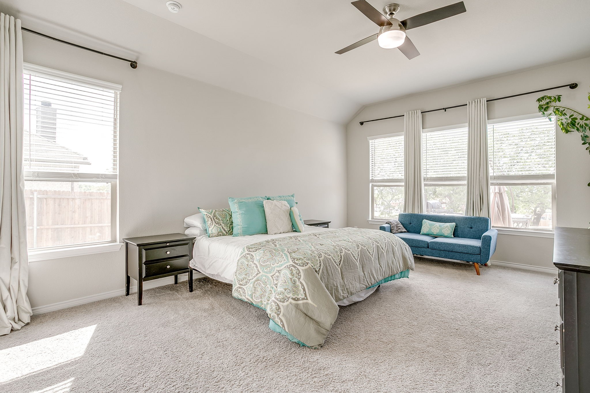 1616 Glade Meadows Drive Burleson TX 76058
