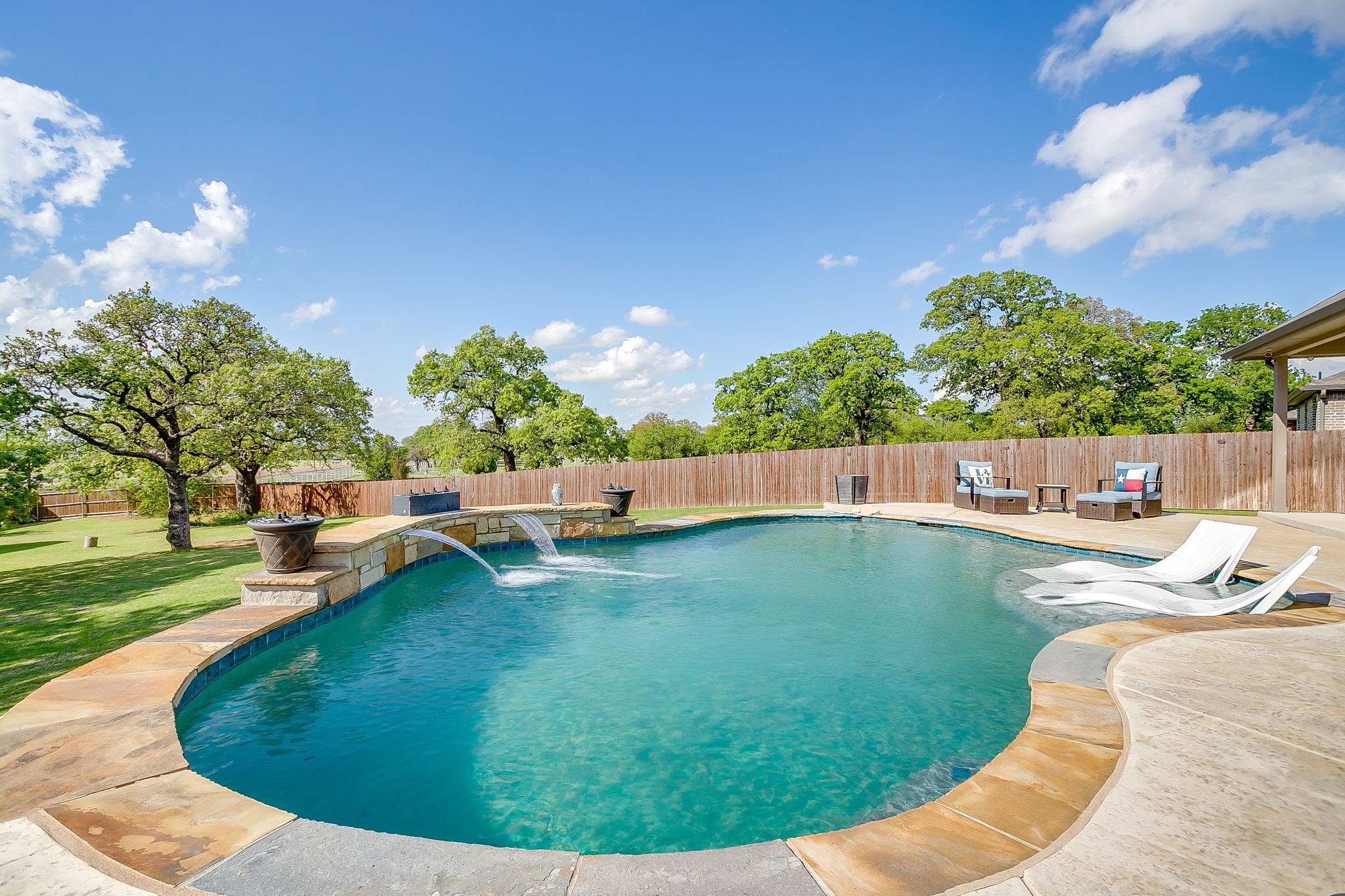 1616 Glade Meadows Drive Burleson TX 76058