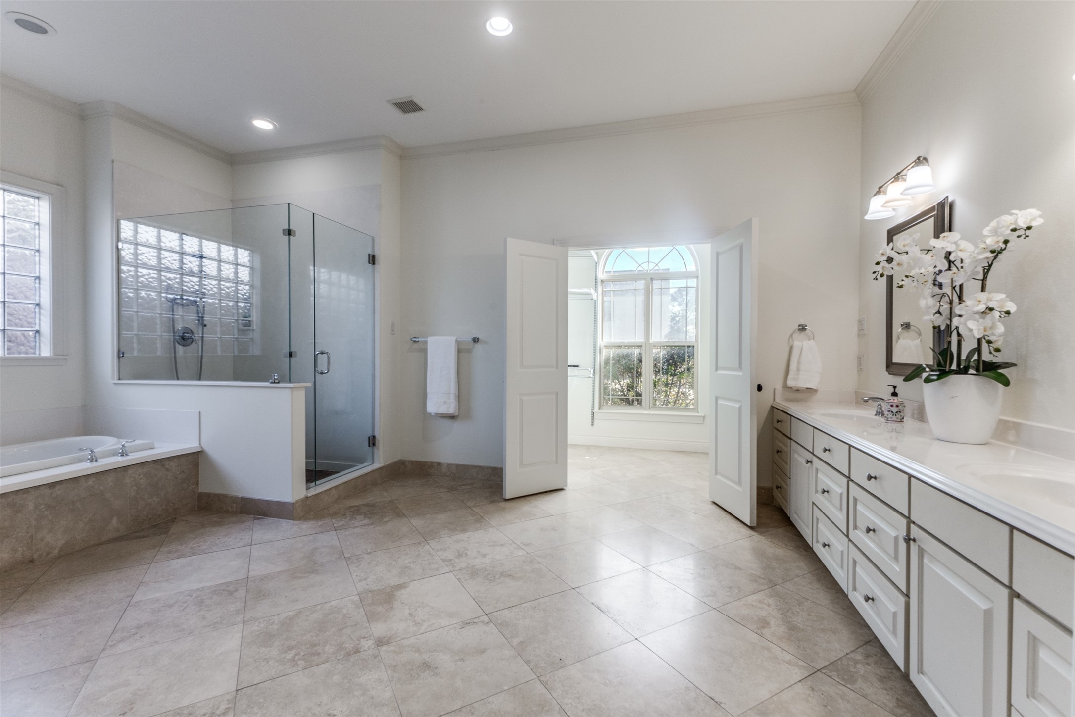 4149 Lively Lane Dallas TX 75220