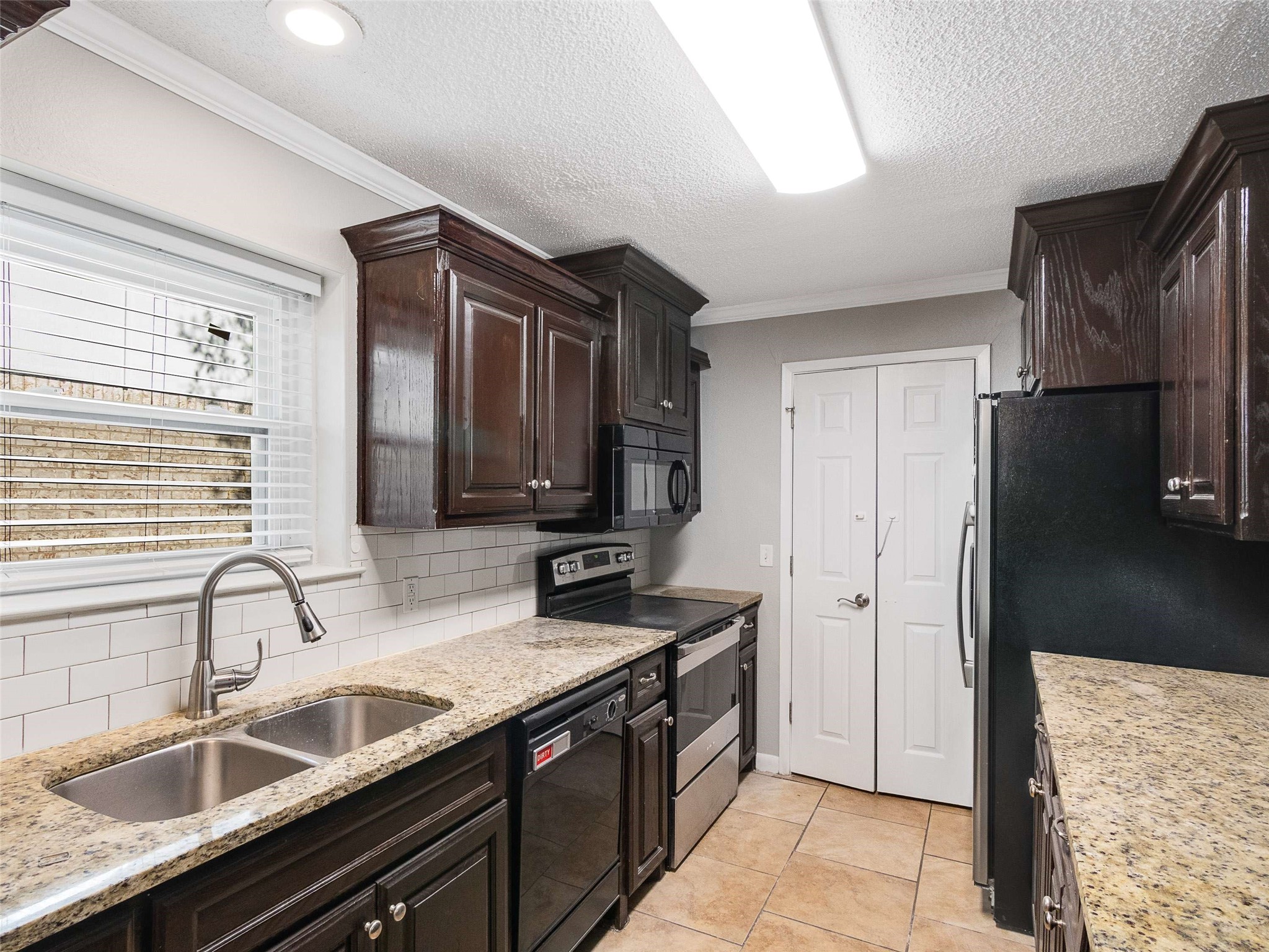 6616 Armando Avenue Fort Worth TX 76133
