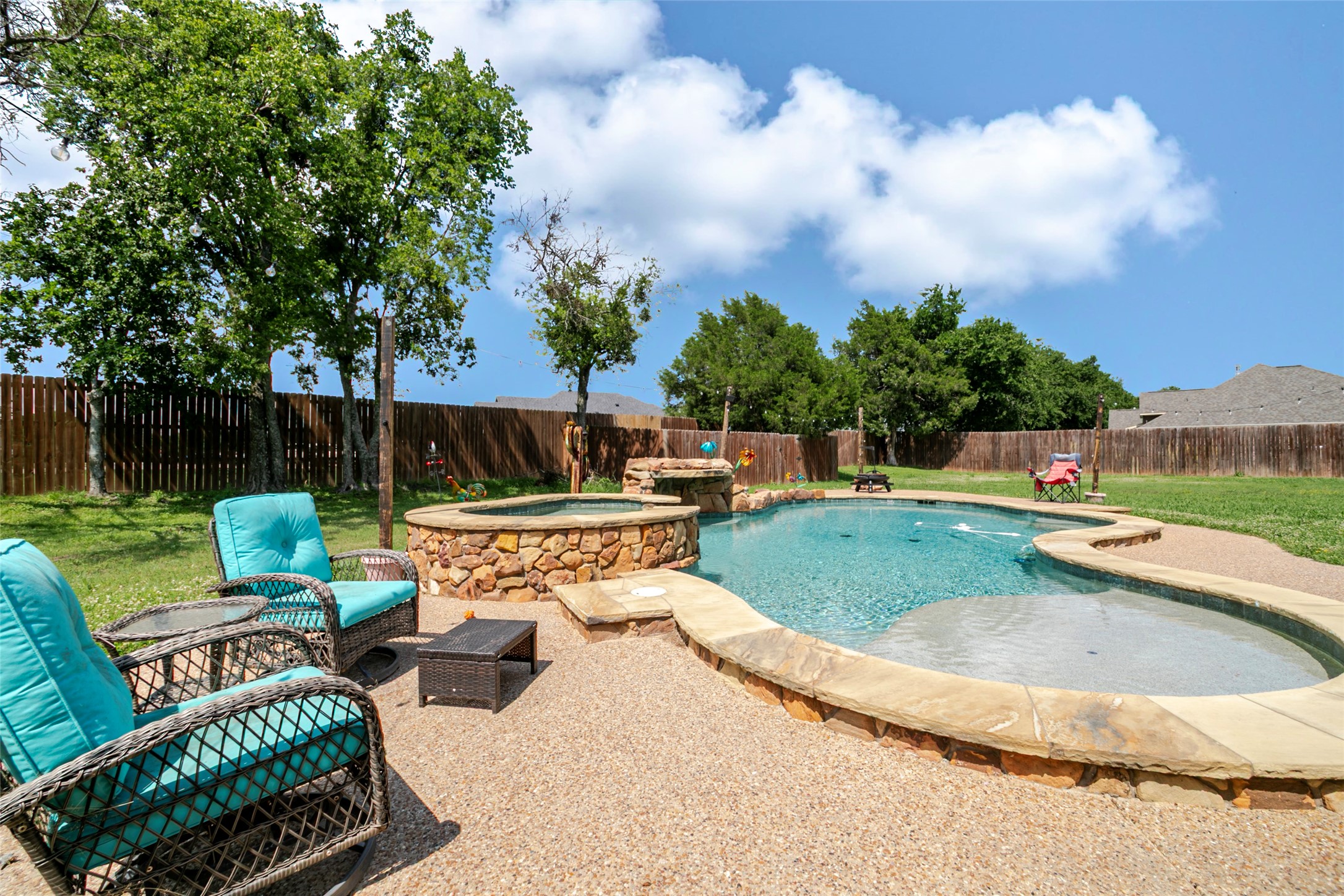 611 Fawn Trail Tioga TX 76271