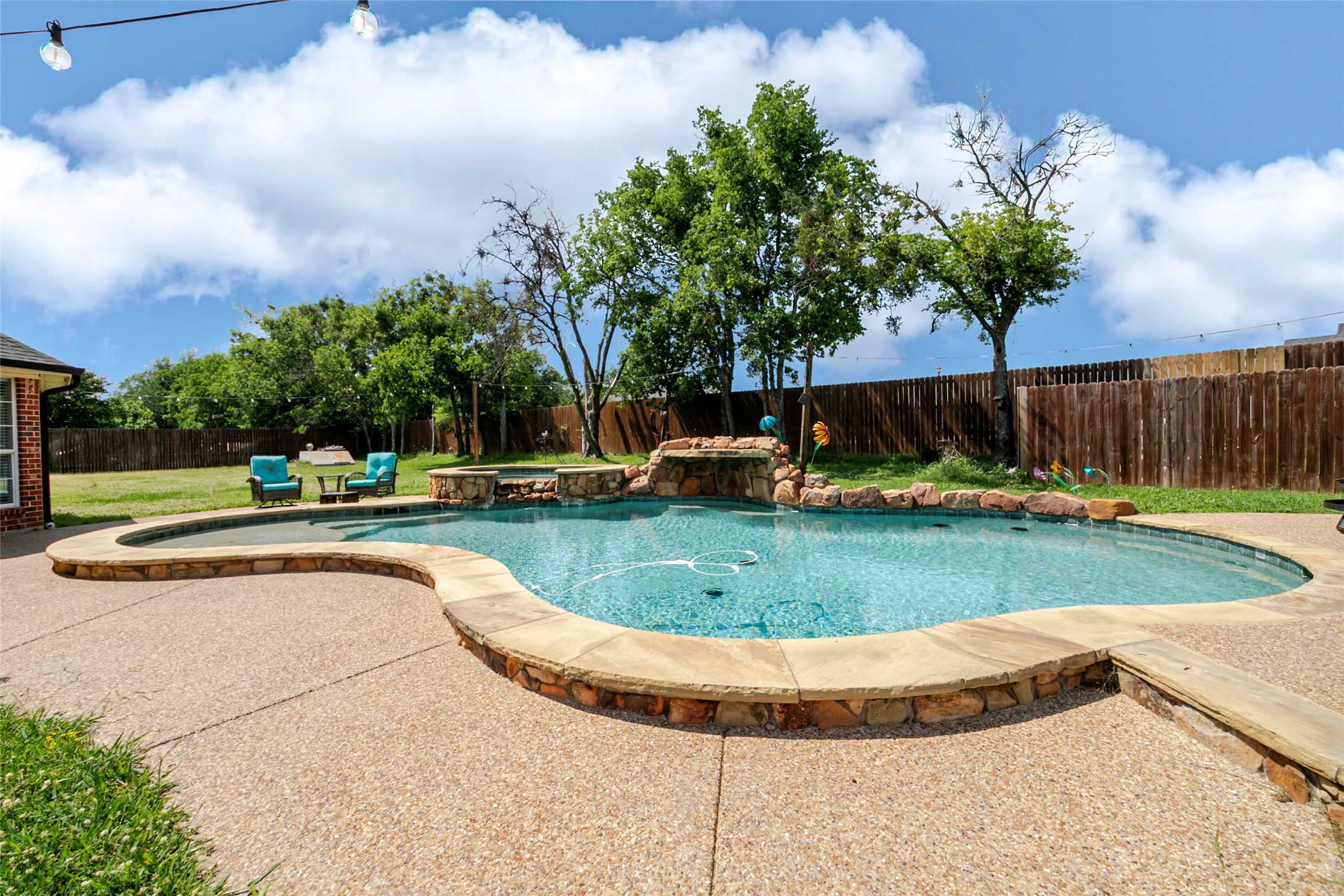 611 Fawn Trail Tioga TX 76271