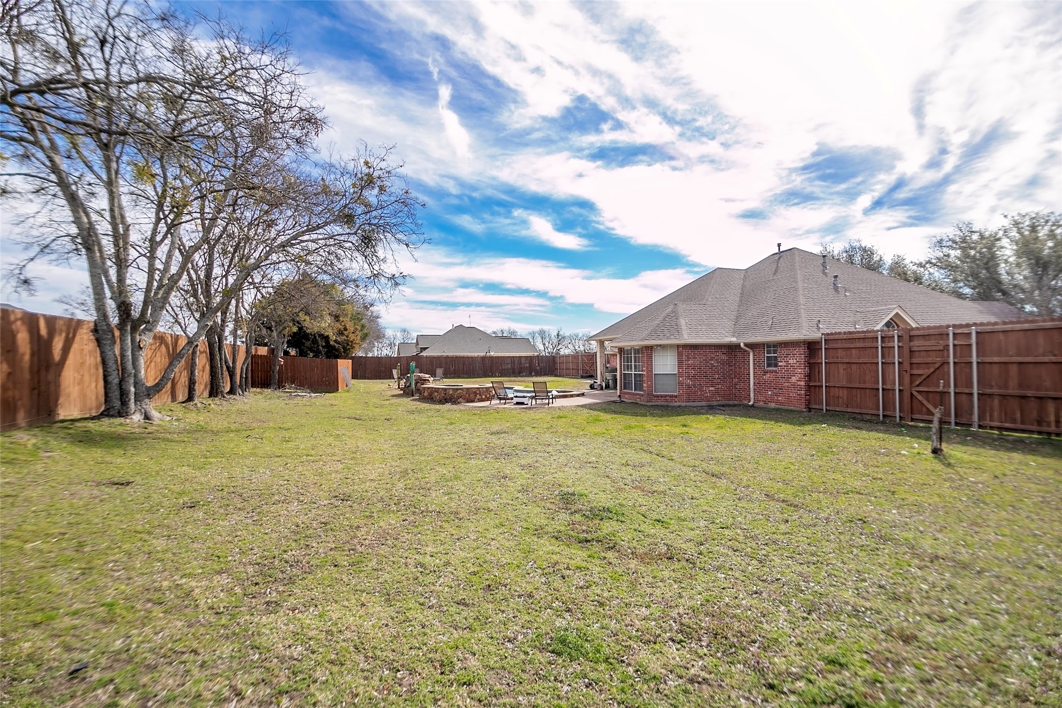 611 Fawn Trail Tioga TX 76271
