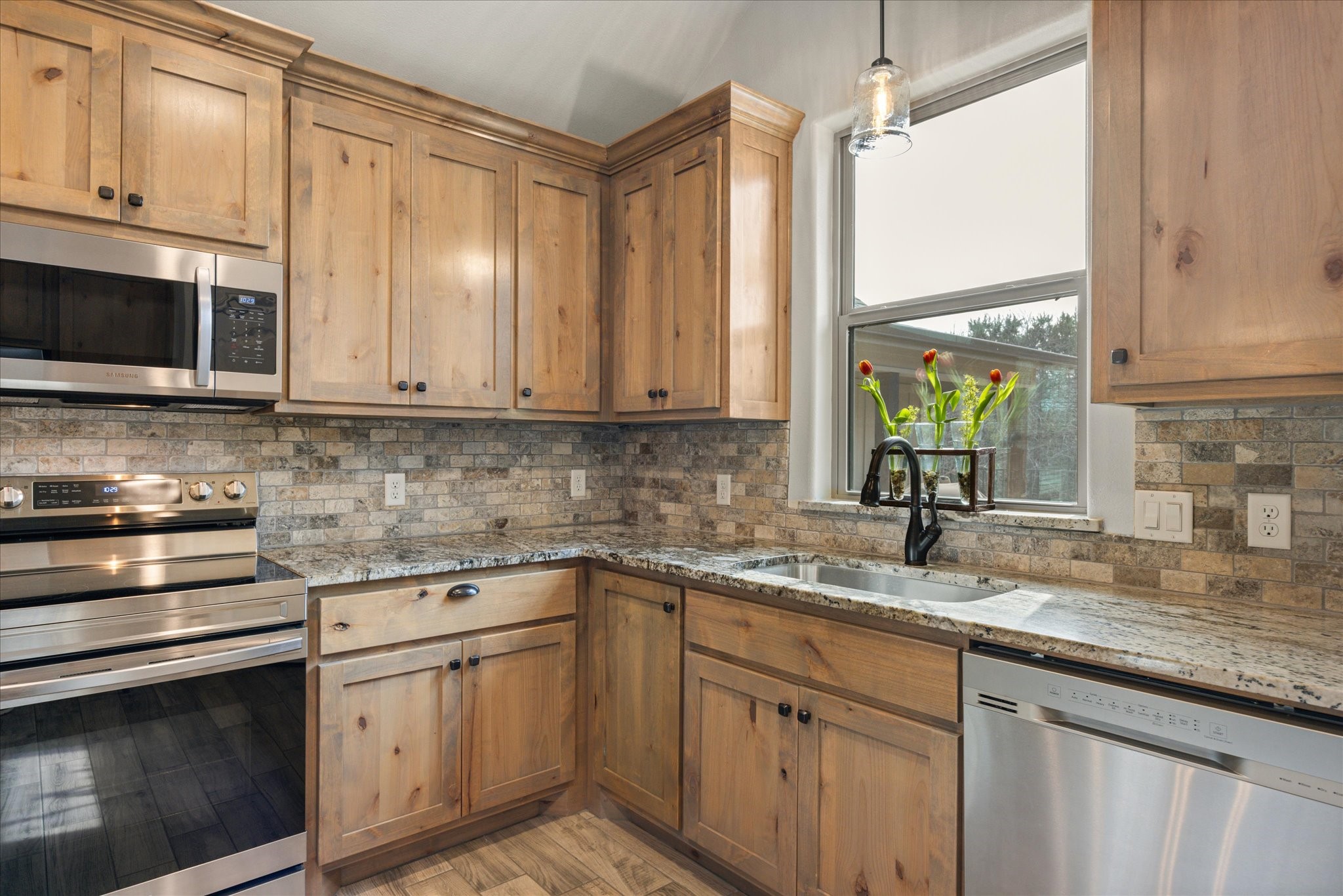1515 Anaconda Trail Granbury TX 76048