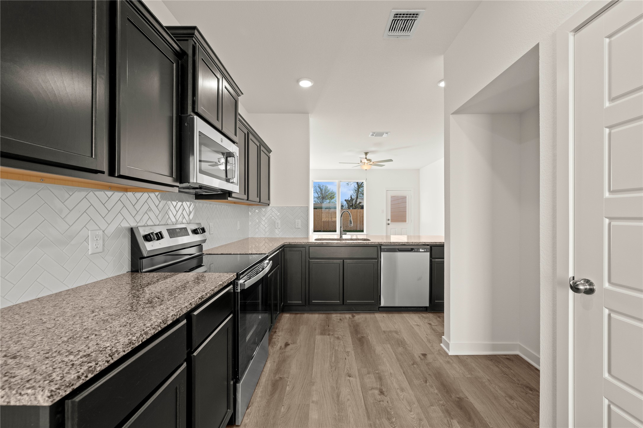 117 Adaline Bend Mcgregor TX 76657