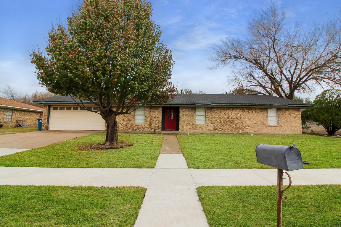 153 Circle Drive Kaufman TX 75142