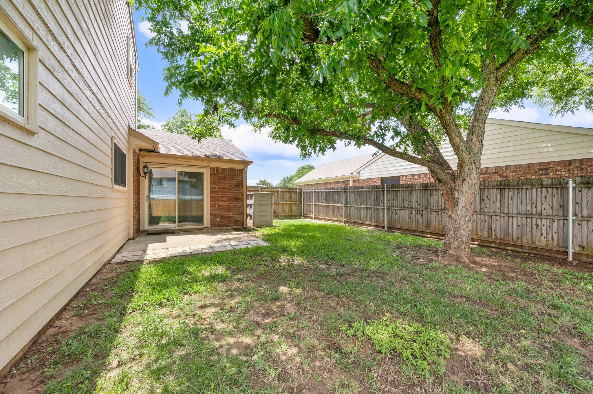 2621 Bayberry Lane Euless TX 76039