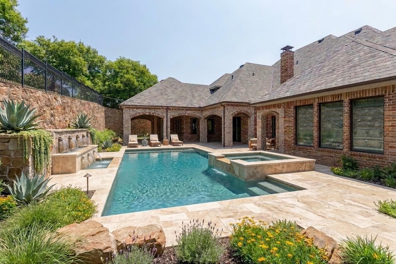 1116 Excalibur Boulevard Lewisville TX 75056