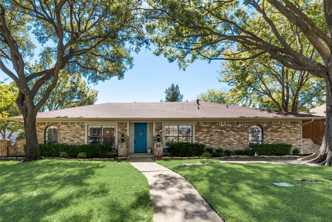 2200 Heather Hill Lane Plano TX 75075
