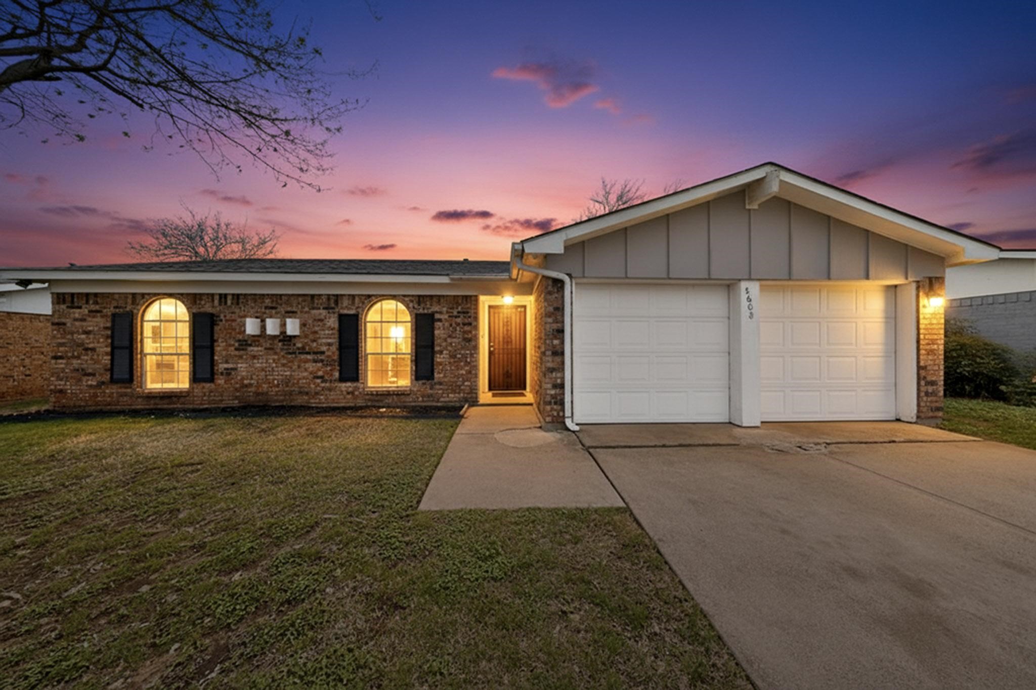 5608 Burton Avenue Fort Worth TX 76119