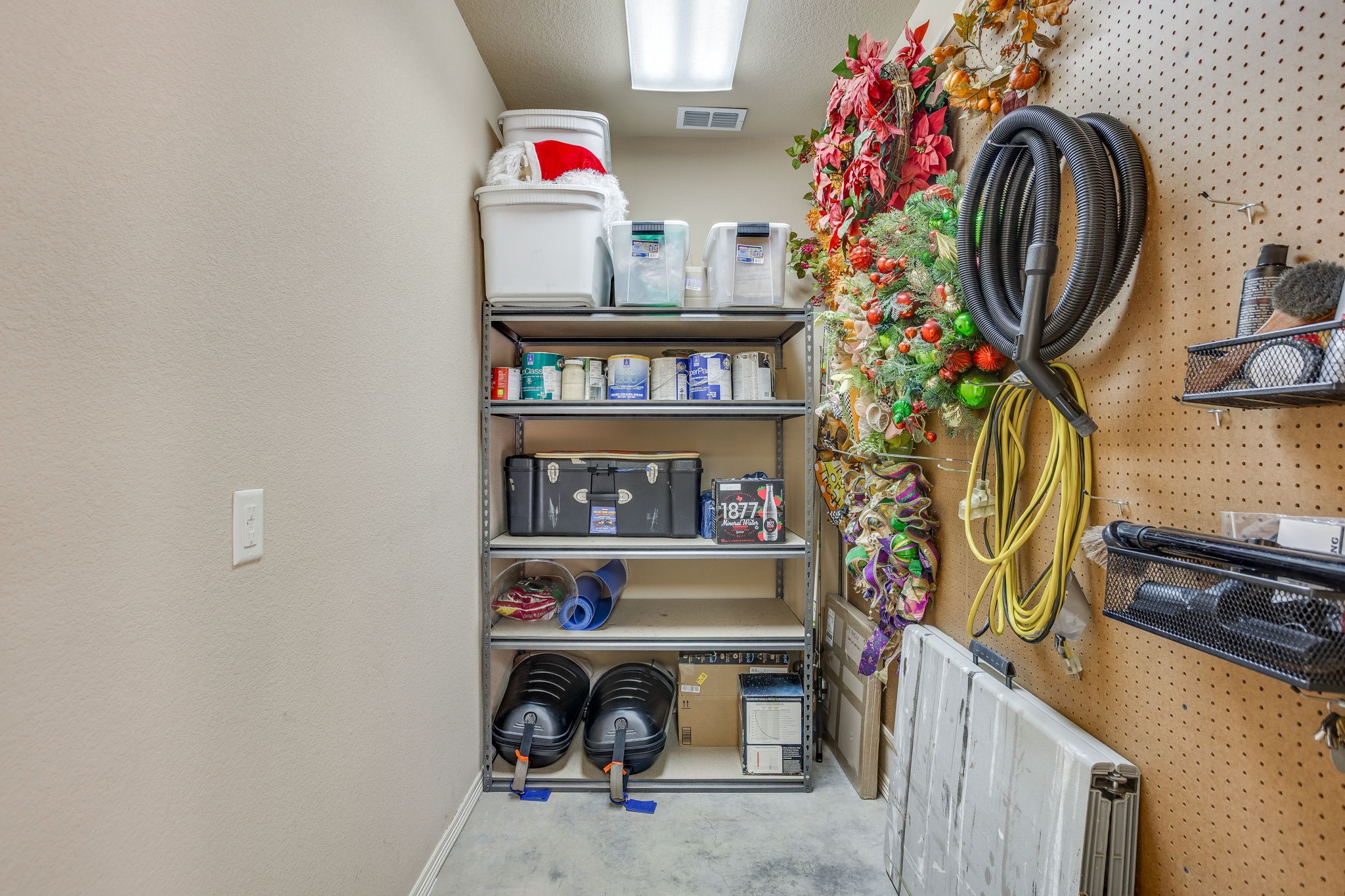 2318 Vienna Drive Granbury TX 76048