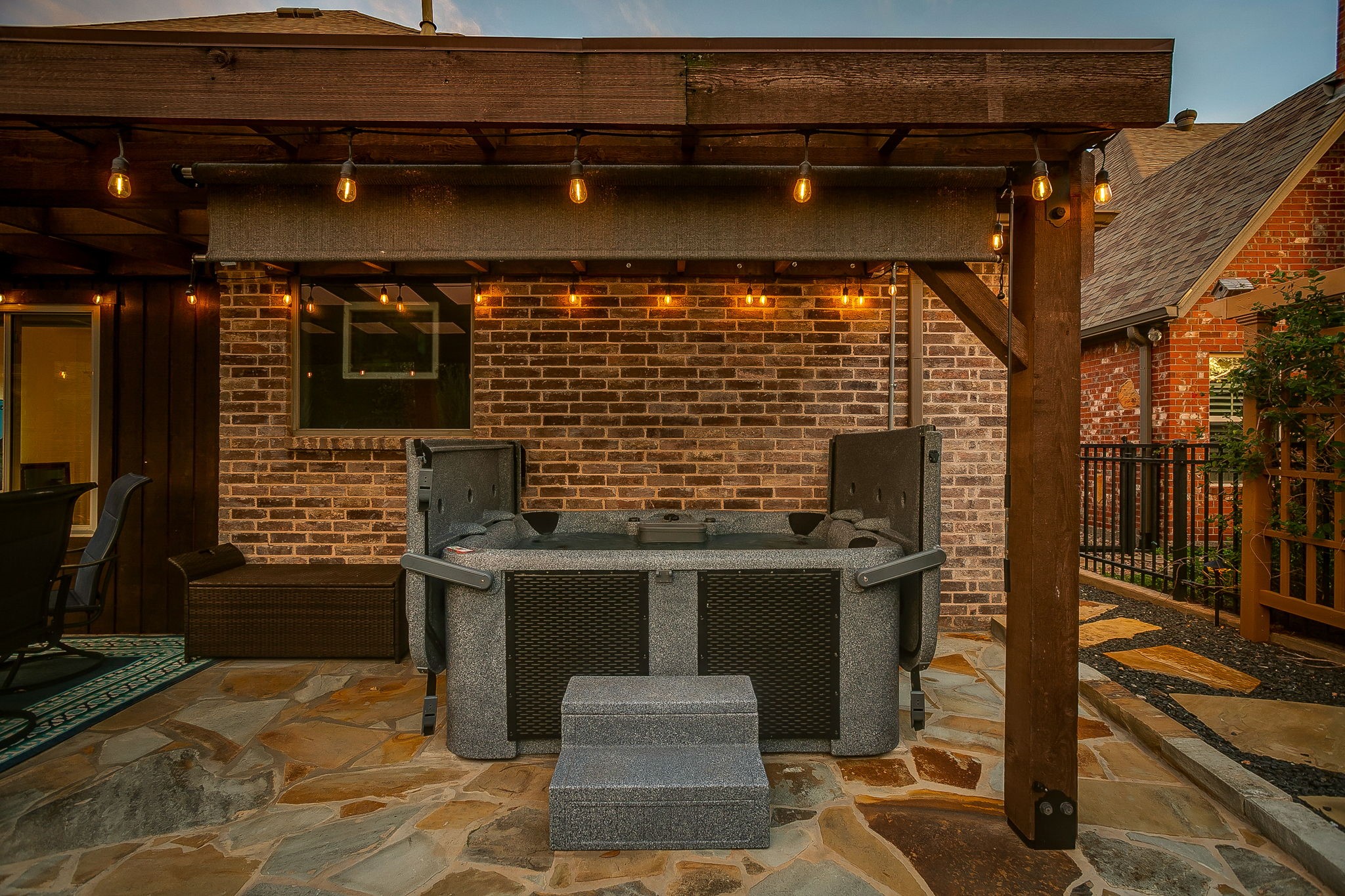 2318 Vienna Drive Granbury TX 76048