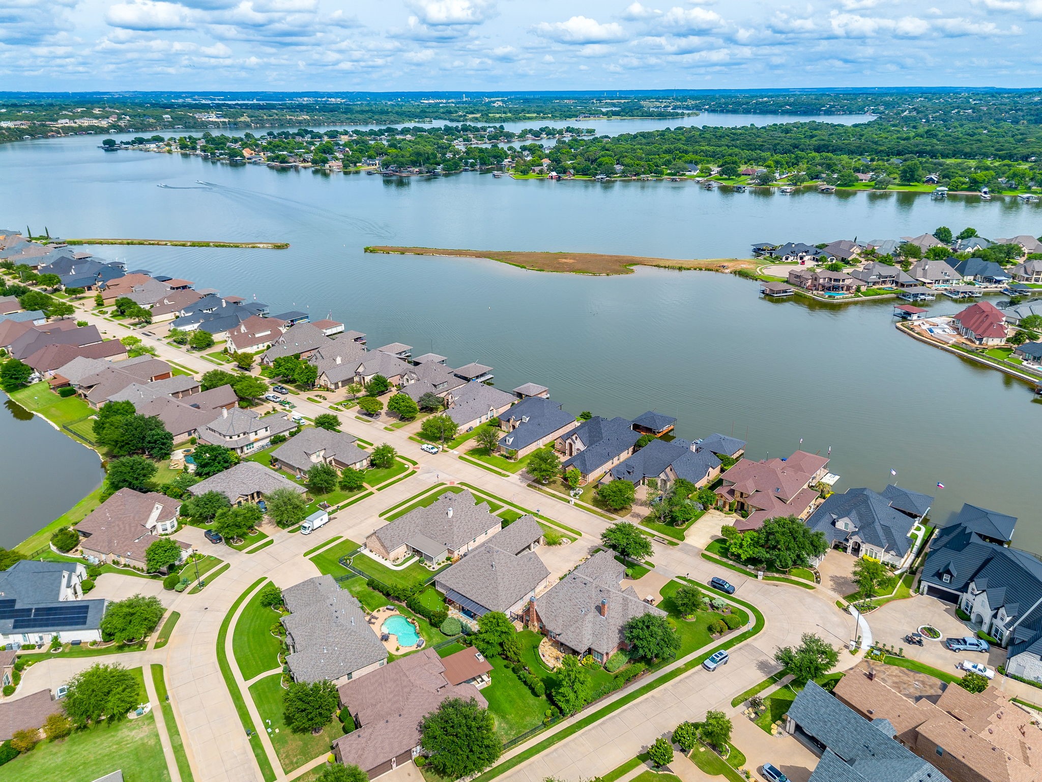 2318 Vienna Drive Granbury TX 76048