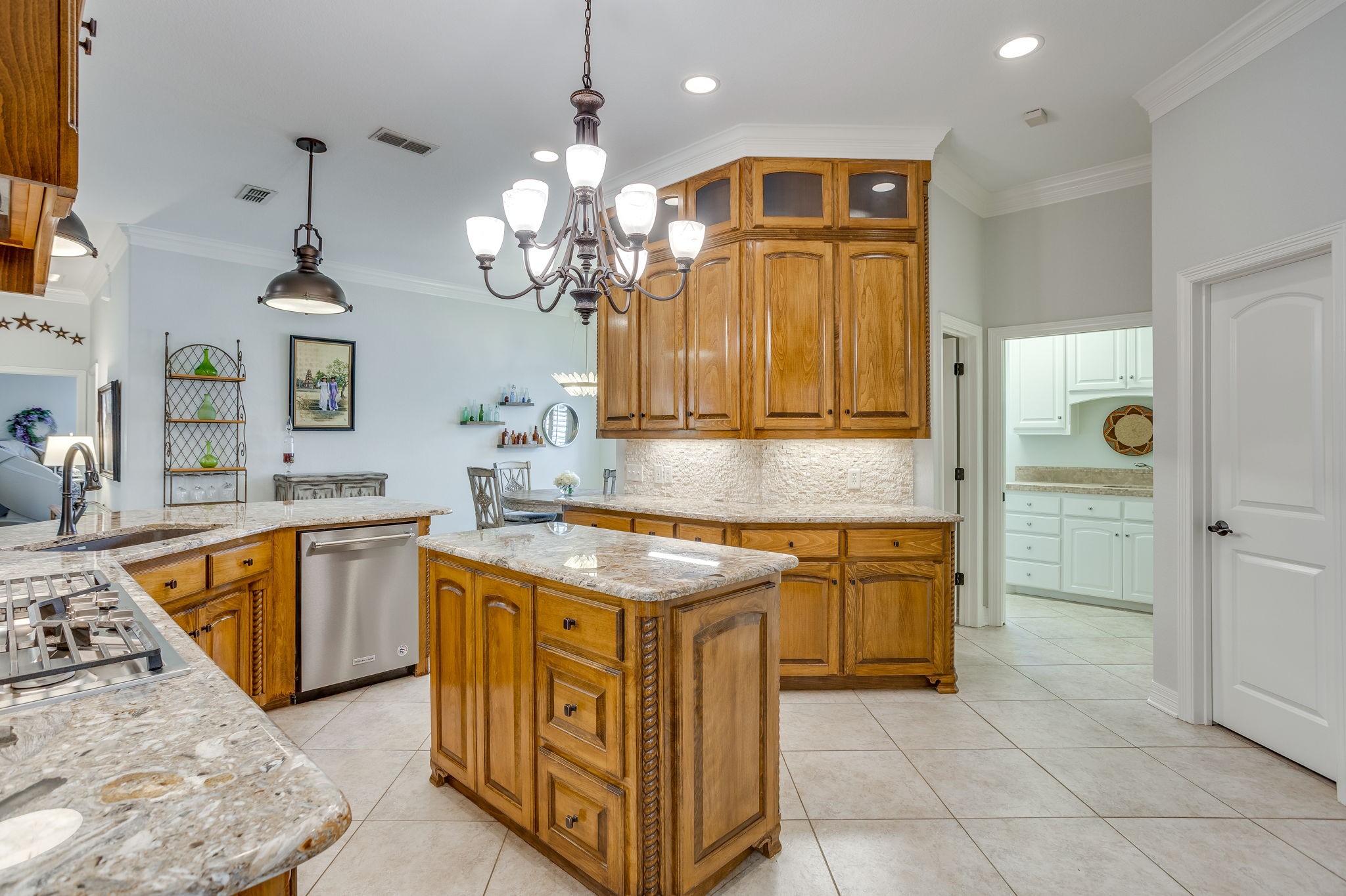 2318 Vienna Drive Granbury TX 76048