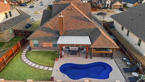 221 Lariat Trail Waxahachie TX 75165