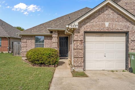502 S Main Street Aubrey TX 76227