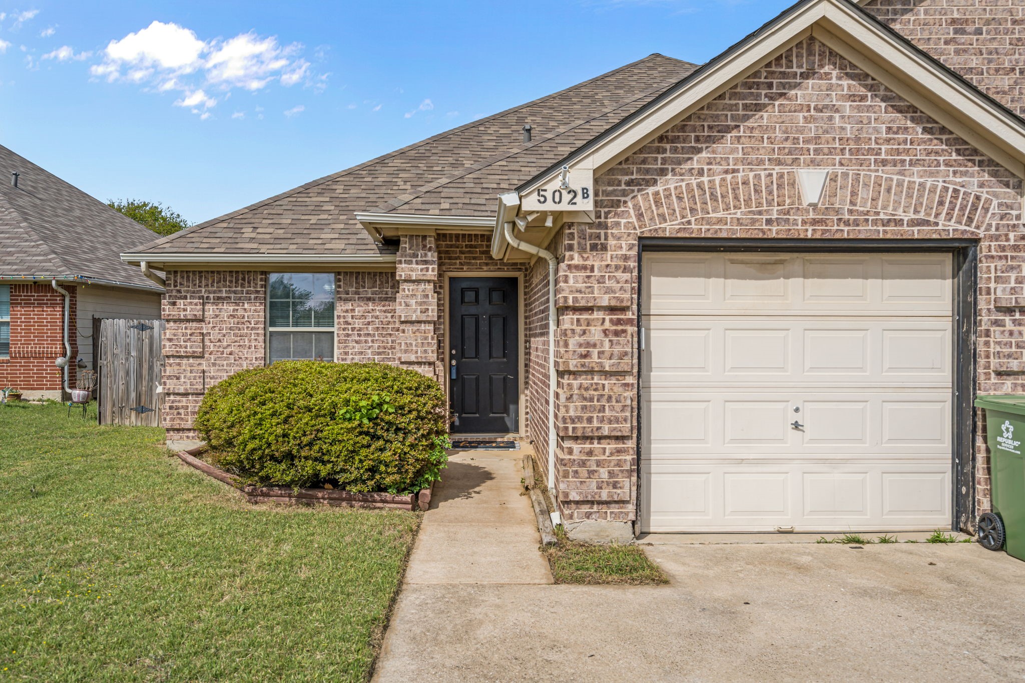 502 S Main Street Aubrey TX 76227