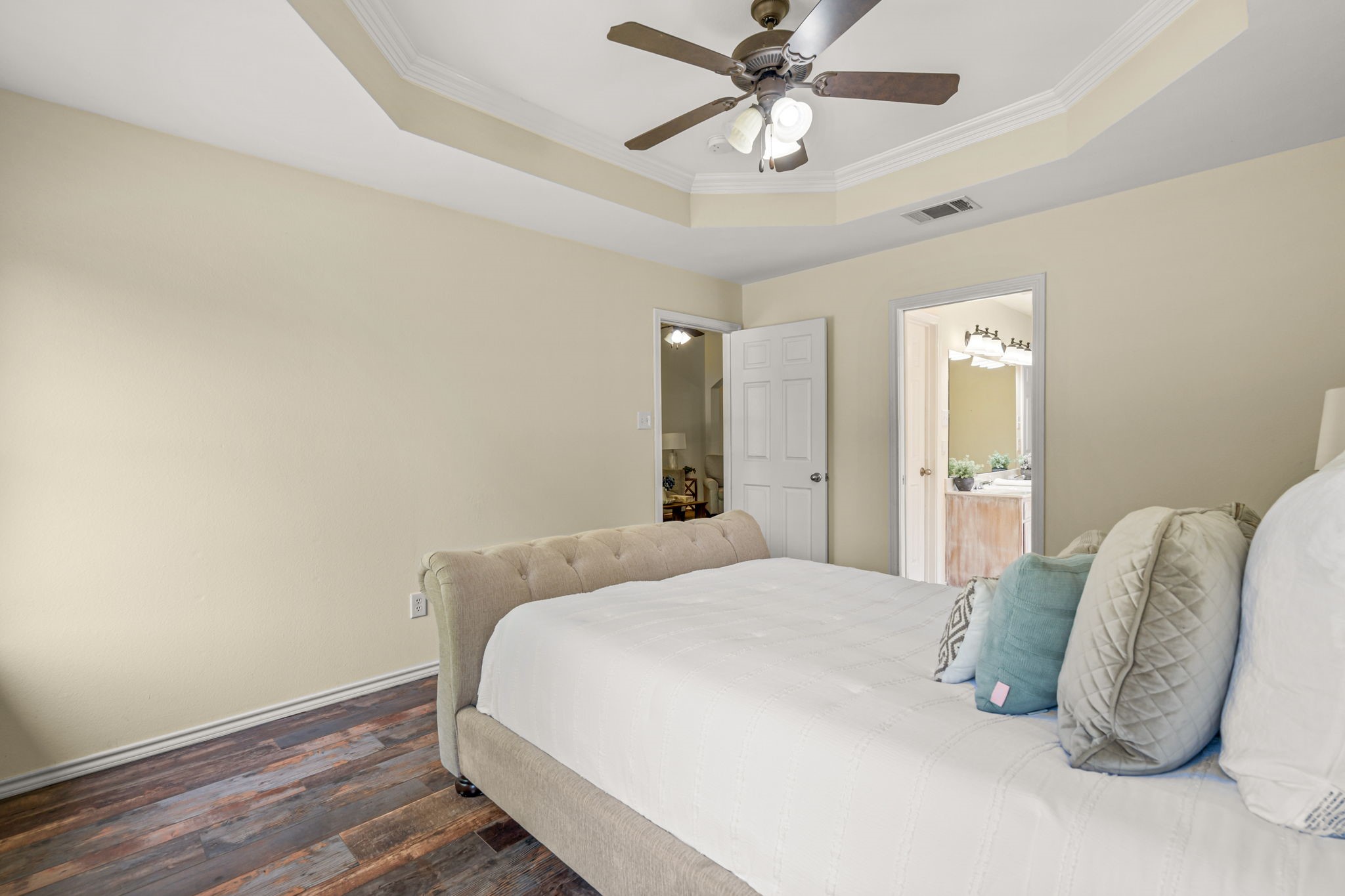 502 S Main Street Aubrey TX 76227