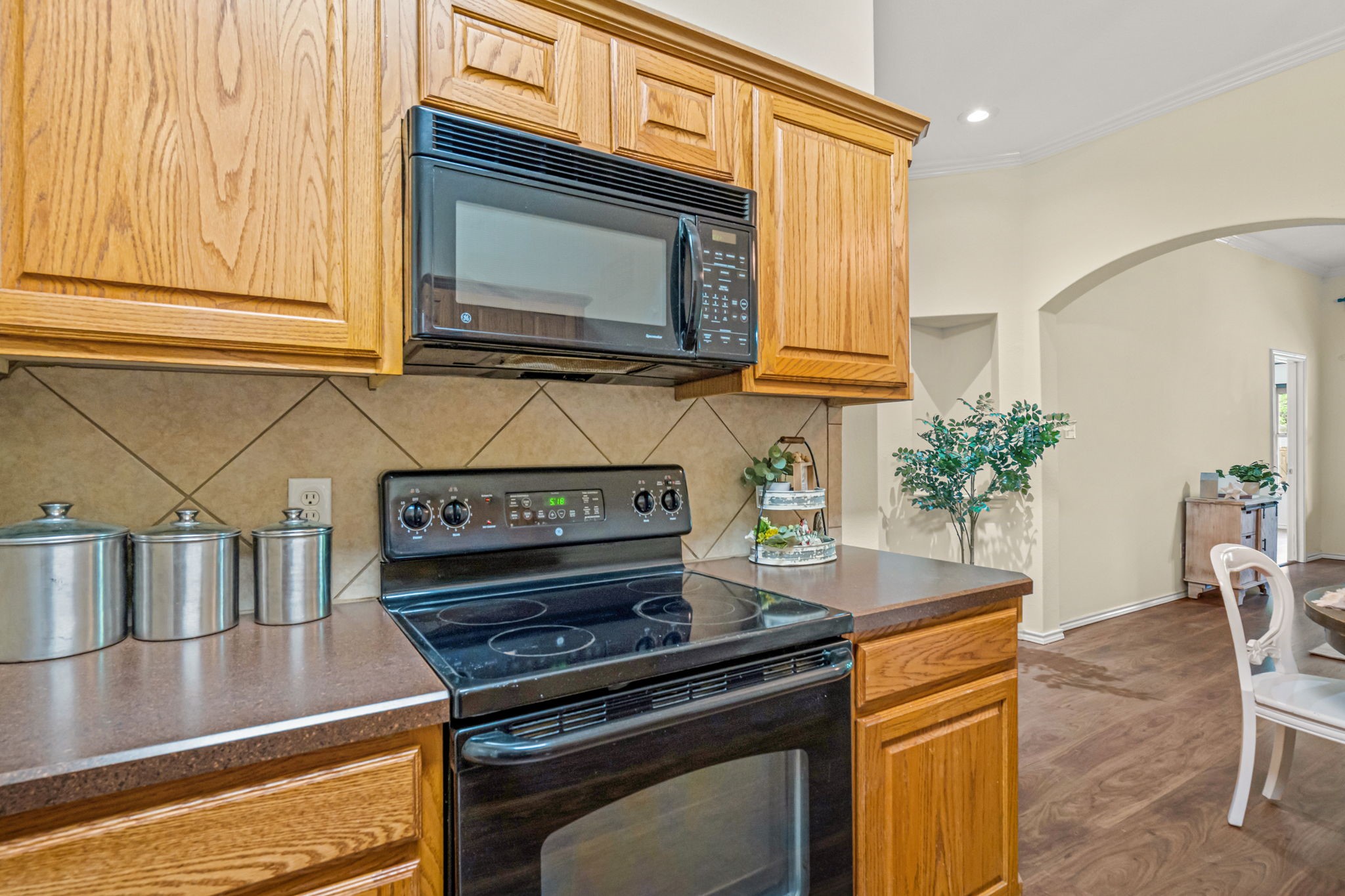 502 S Main Street Aubrey TX 76227