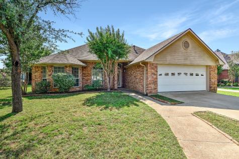 113 Chrissa Drive Pottsboro TX 75076